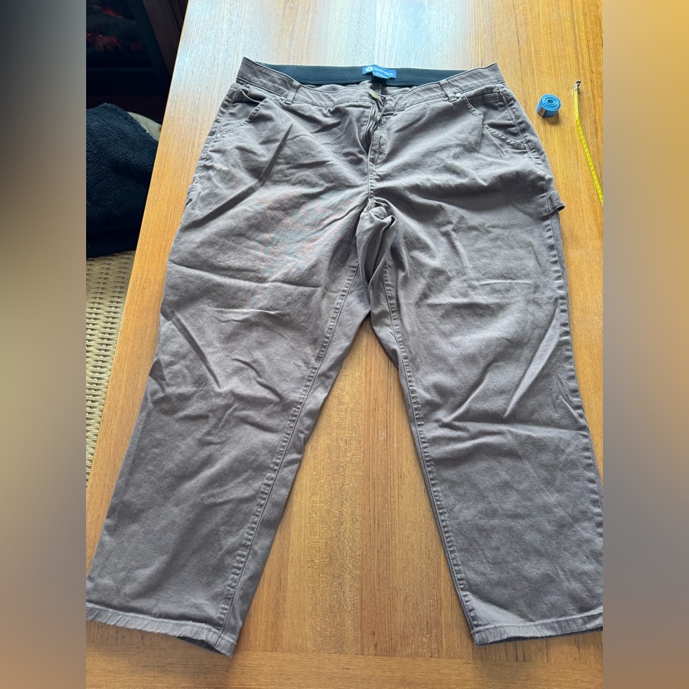Democracy sz 20W brown tapered cargo pants